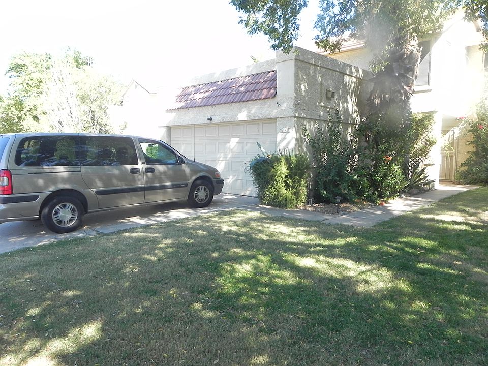 1st image of 733 N Entrada St