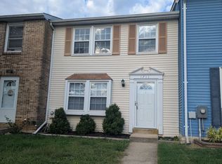 1711 Country Ct, Frederick, MD 21702