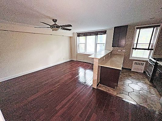 3rd image of 5775 Mosholu Ave APT 2L