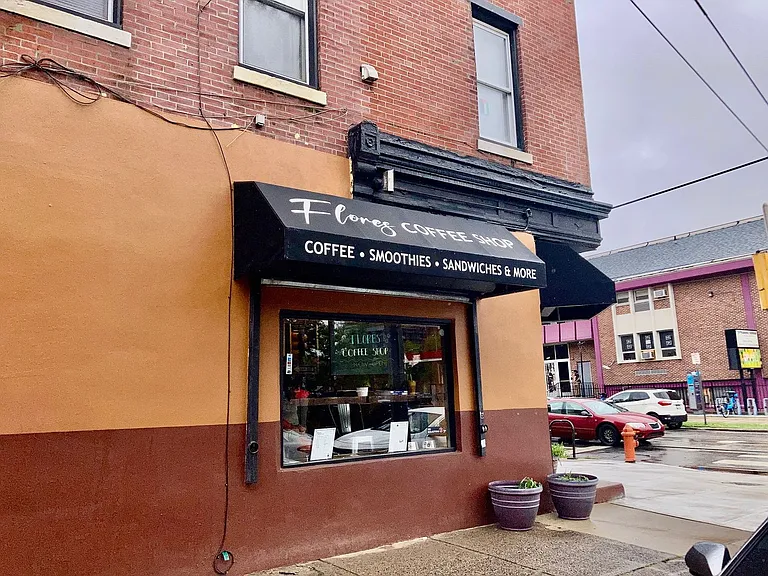 1902 West Girard Avenue — Photo 13