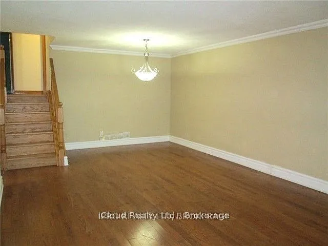 11 Judith Cres — Photo 3