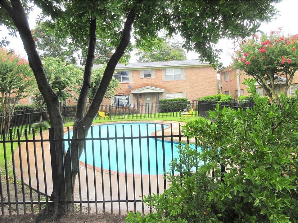 1st image of 1230 Shadowdale Dr APT 13