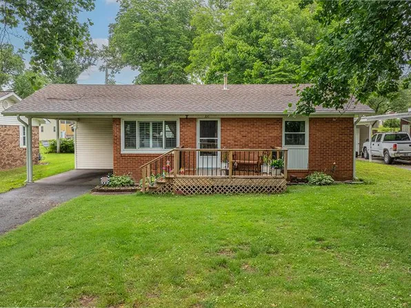 331 S Mulberry St, Dexter, MO 63841