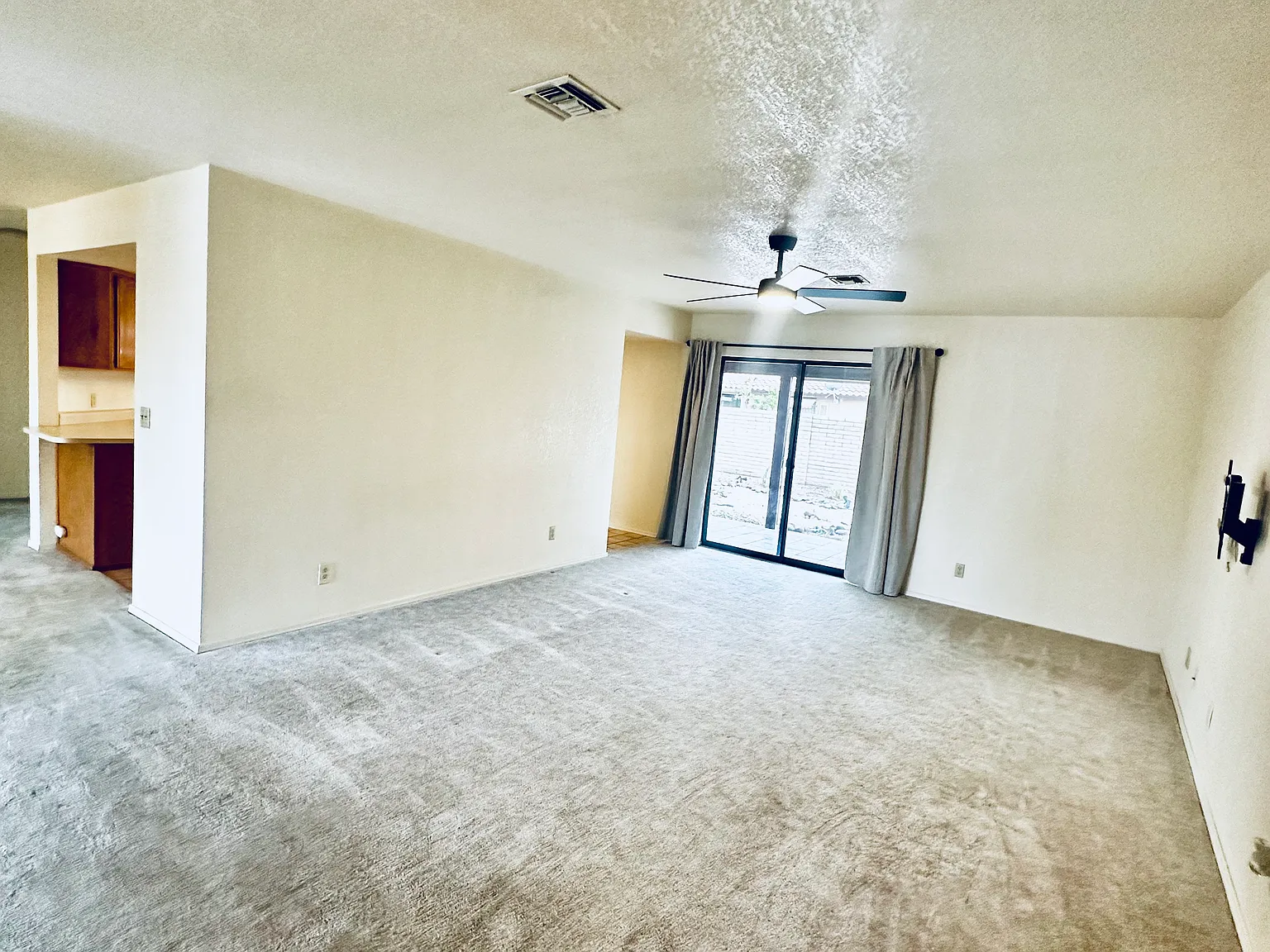 3 bed, 1510 sqft, $1,750 — Photo 4