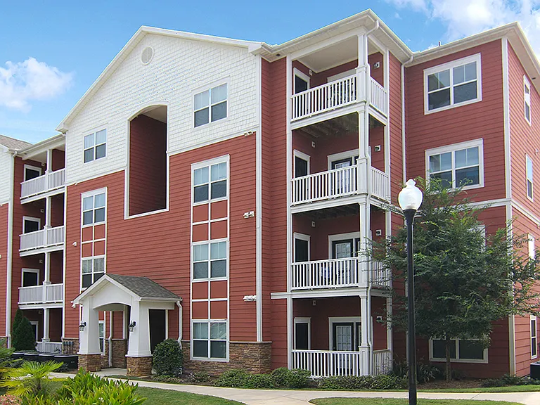 Reed Creek Apartments — Photo 28