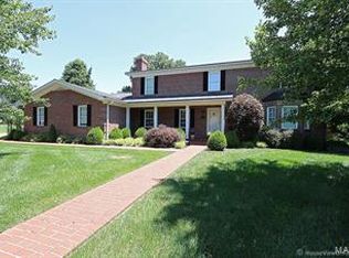 1138 Springbrook Park Dr, Farmington, MO 63640