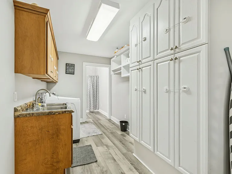 9021 Lane Rd — Photo 23