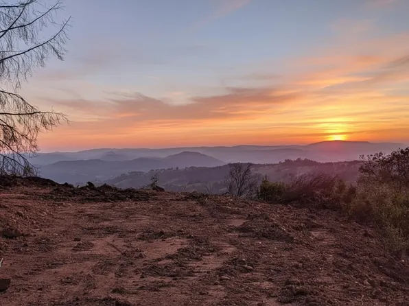 4086 Pilot View Ct, Pilot Hill, CA 95664