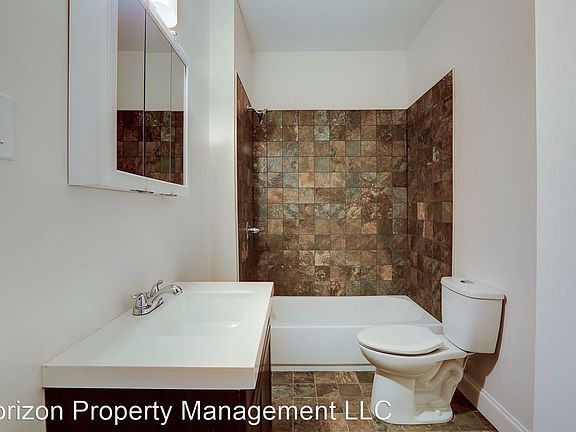 3rd image of 1609 Saint Paul St #11415183