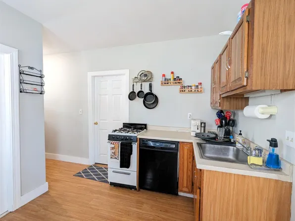 383 Highland Ave, Somerville, MA 02144