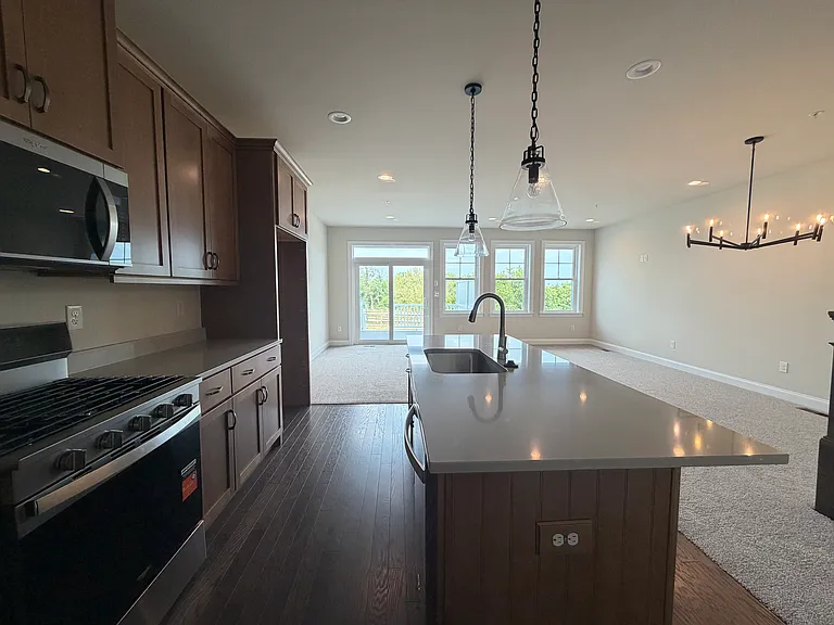 436 Reagans Ln — Photo 25
