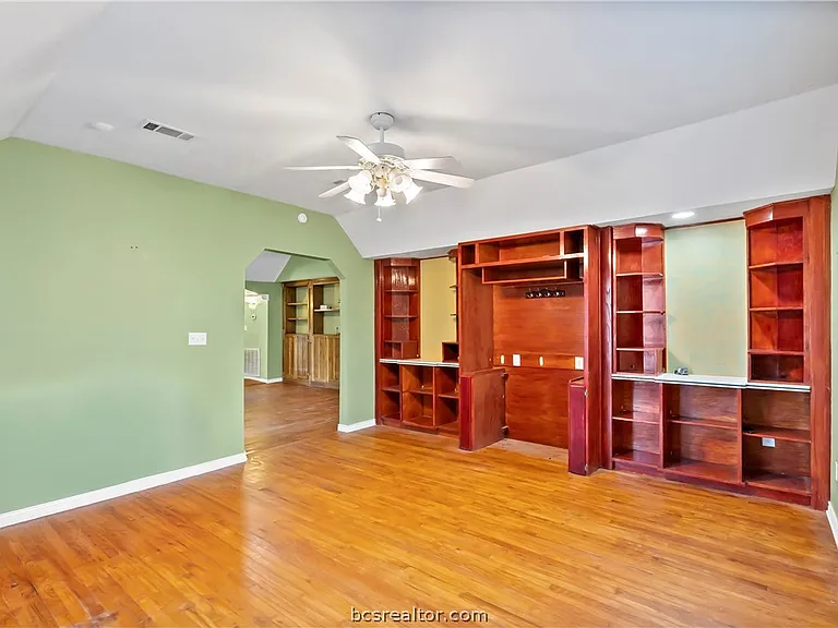 8111 S FM 2038 — Photo 10
