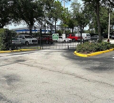 4th image of 5024 Lantana Road #3203