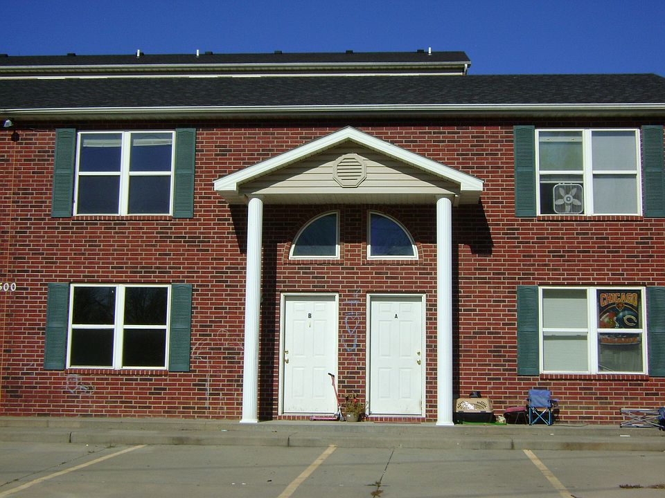 1st image of 500 W Pine St APT D
