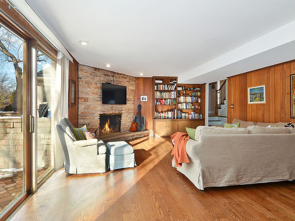1st image of 1312 Somerset Dr