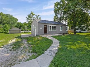 8319 W 77th St, Overland Park, KS 66204