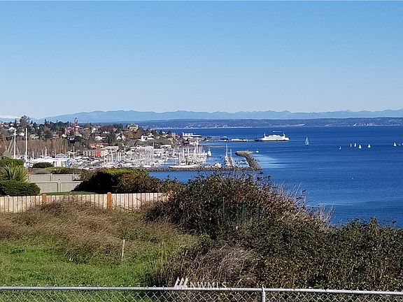Mt Baker, Port Townsend, Boat Haven Marina, Port Townsend Bay, Strait of Juan de Fuca, Saturday sail races, the Cascade mountains and the ferry all in one shot.