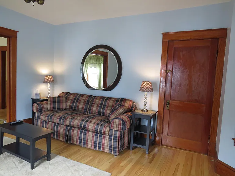 206 Lincoln Ave #2 — Photo 2
