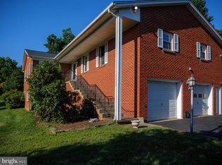 17152 Bridge View Ct, Paeonian Springs, VA 20129