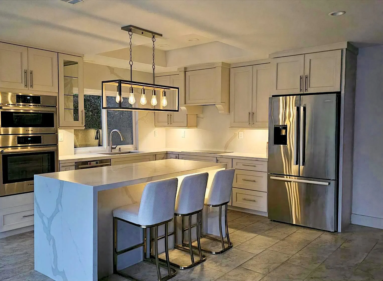 4 bed, 1722 sqft, $6,250 — Photo 2