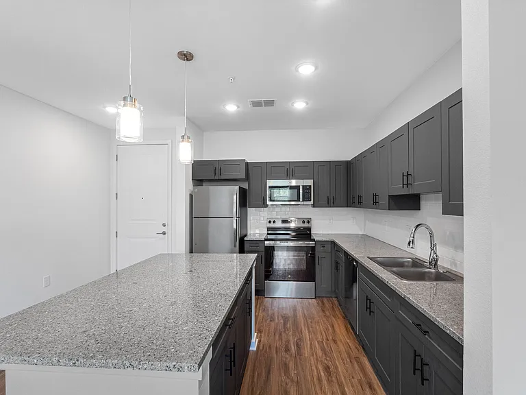 Ekos Arbor Park — Photo 18