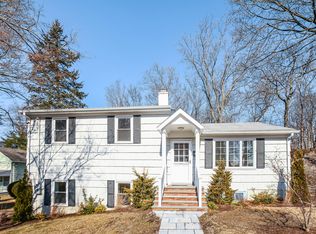 40 Cassidy St, Greenwich, CT 06830