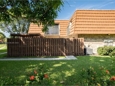 4084 Forest Hill Dr #4084, Hollywood, FL, 33026