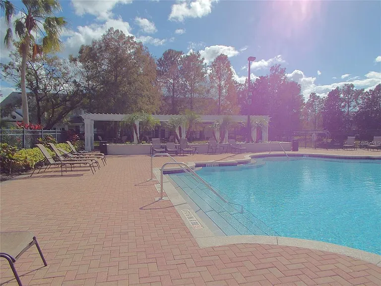 417 Southern Pecan Cir #207 — Photo 16