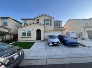 6321 W Donner Ave, Fresno, CA
