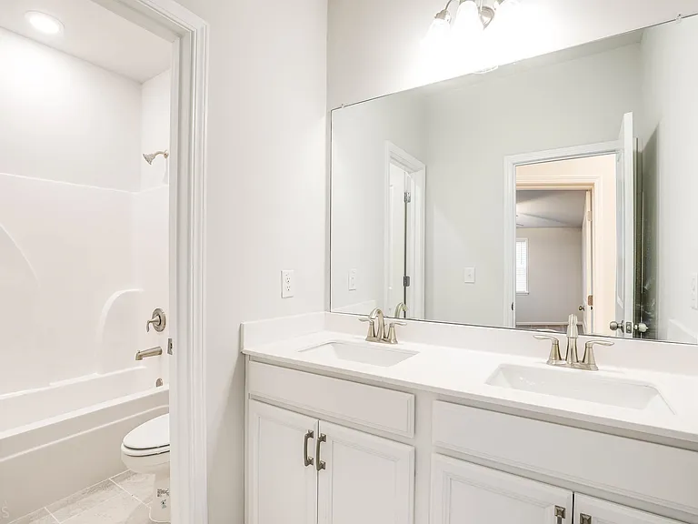 360 Caledonia Ct — Photo 35