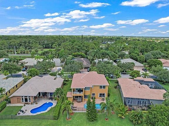 4th image of 10626 Oak Meadow Ln