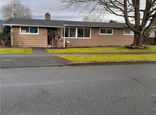 1069 Florence St, Enumclaw, WA 98022