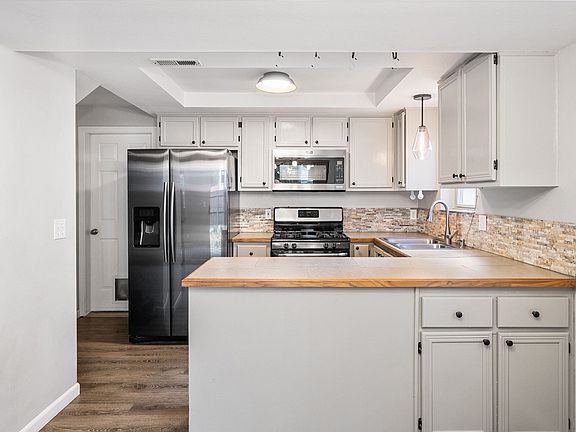3rd image of 1801 NE Purcell Blvd APT 11