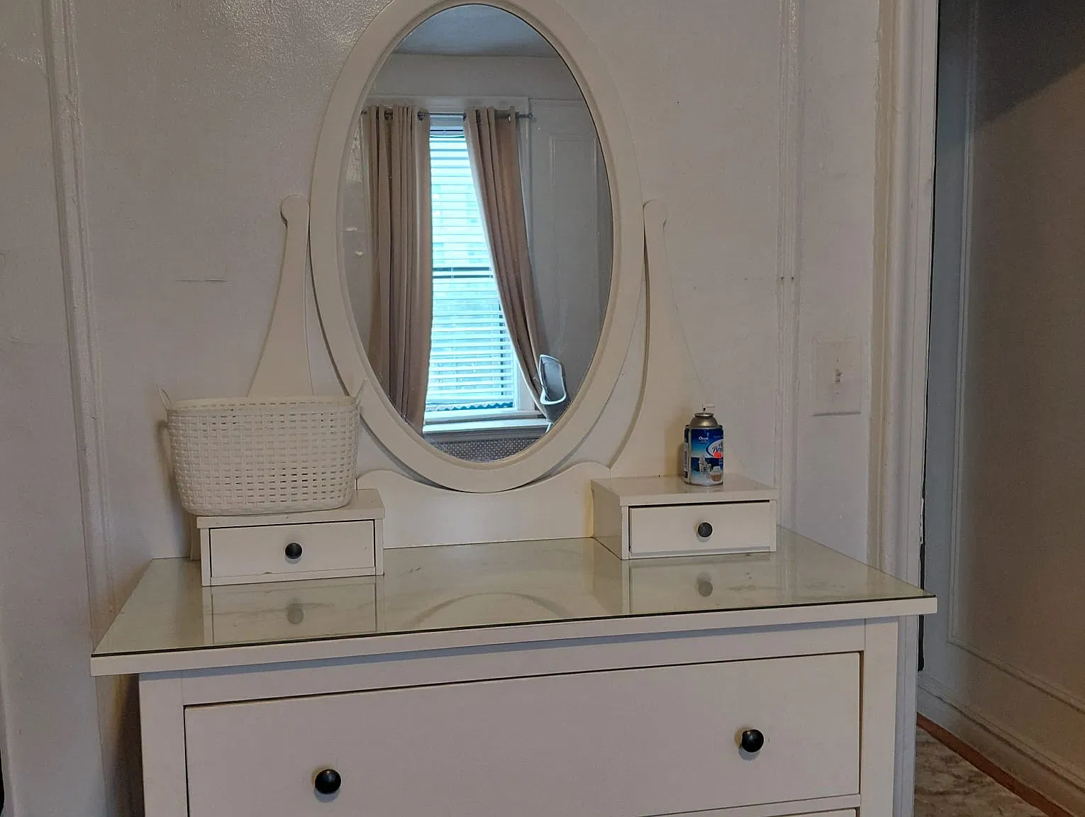 3 bed, $1,200 — Photo 1