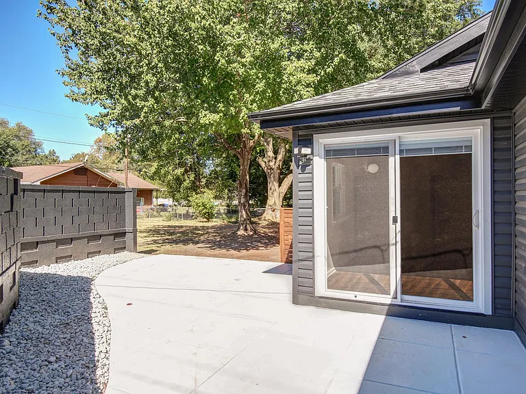 2751 S Wallis Smith Blvd — Photo 24