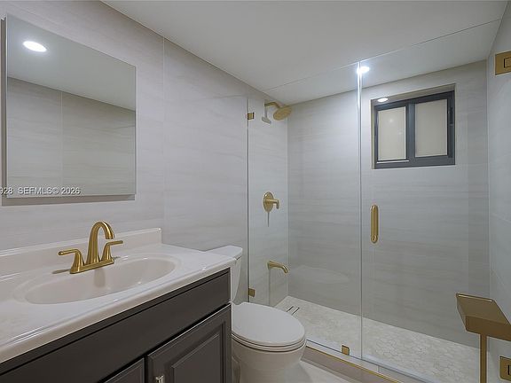 3rd image of 8760 SW 133rd Avenue Rd APT 220