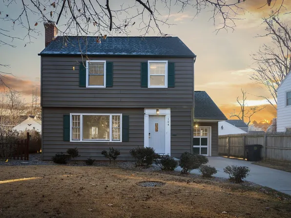 124 S Greenlawn Ave, South Bend, IN 46617
