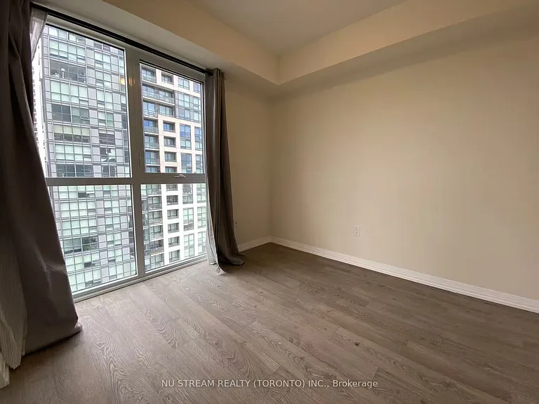 50 Thomas Riley Rd — Photo 2