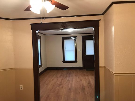 Dining room with ceiling fan!