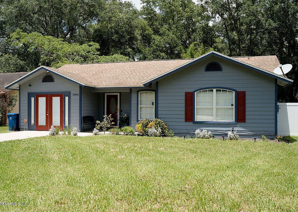 1st image of 10943 Naples Ct N