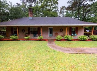 102 Jane Ln, Silsbee, TX 77656