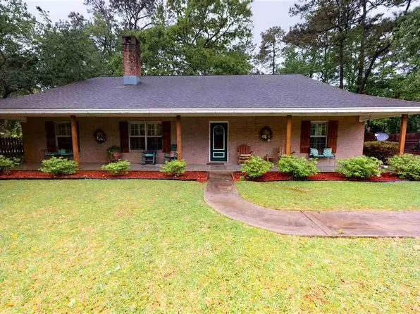 102 Jane Ln, Silsbee, TX 77656