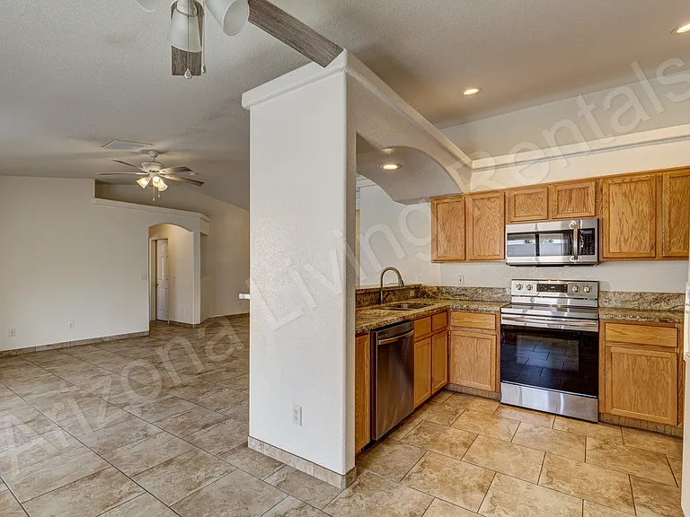 79 Keywester Dr — Photo 6