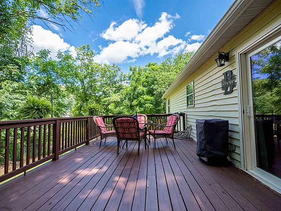 4th image of 5204 Joy Ln