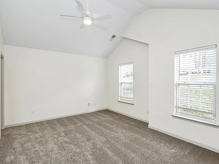 5923 Running Deer Rd — Photo 3