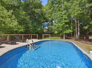 7824 Hemlock Ct, Raleigh, NC 27615