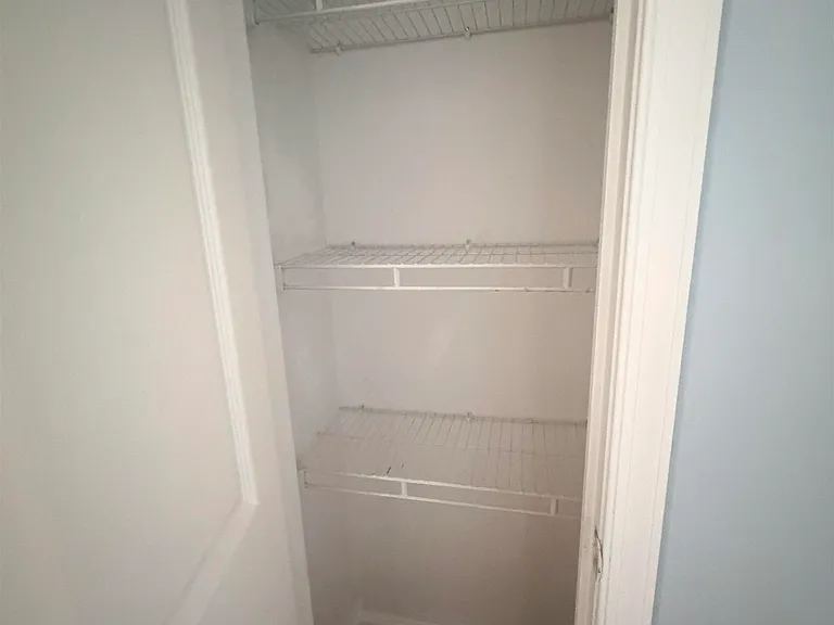 143 W 1st St #2 — Photo 14