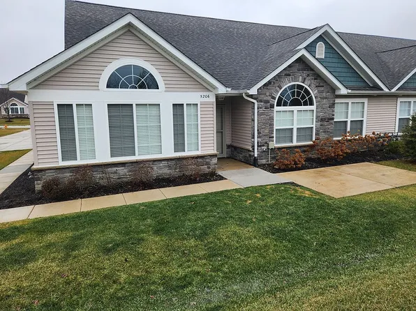 5206 E 109th Pl, Winfield, IN 46307