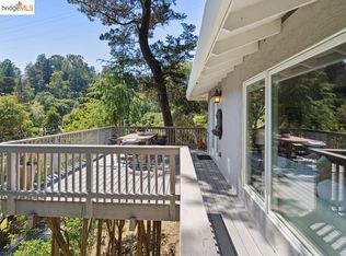 6850 Gunn Dr, Oakland, CA 94611