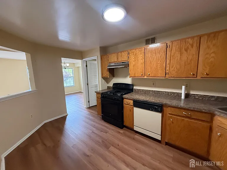 1102 Stony Brook Way — Photo 6